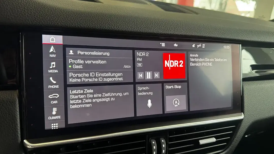 Porsche Cayenne - Thumbnail 26