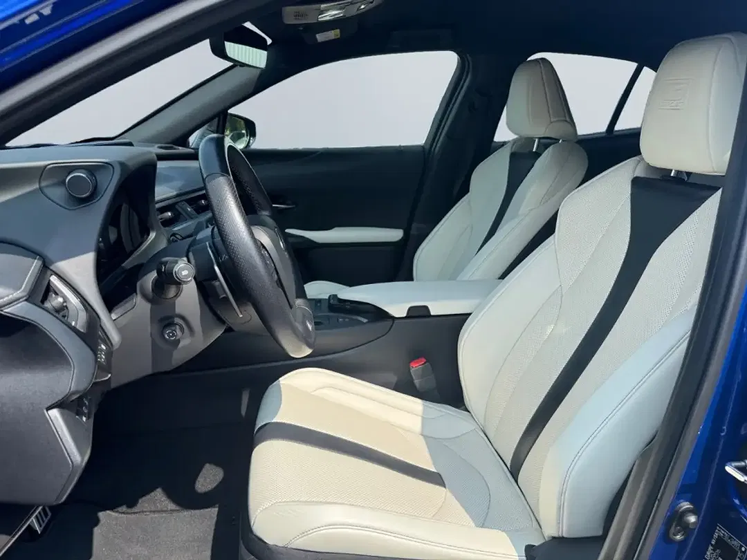 Lexus UX 250h - Thumbnail 7