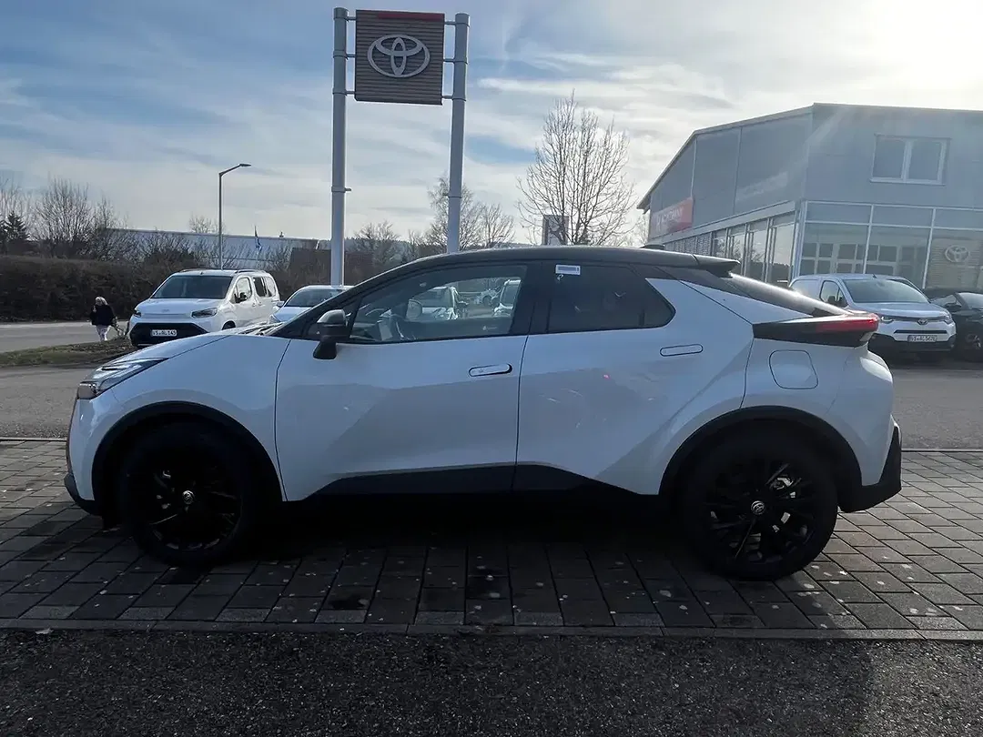 Toyota C-HR - Thumbnail 14