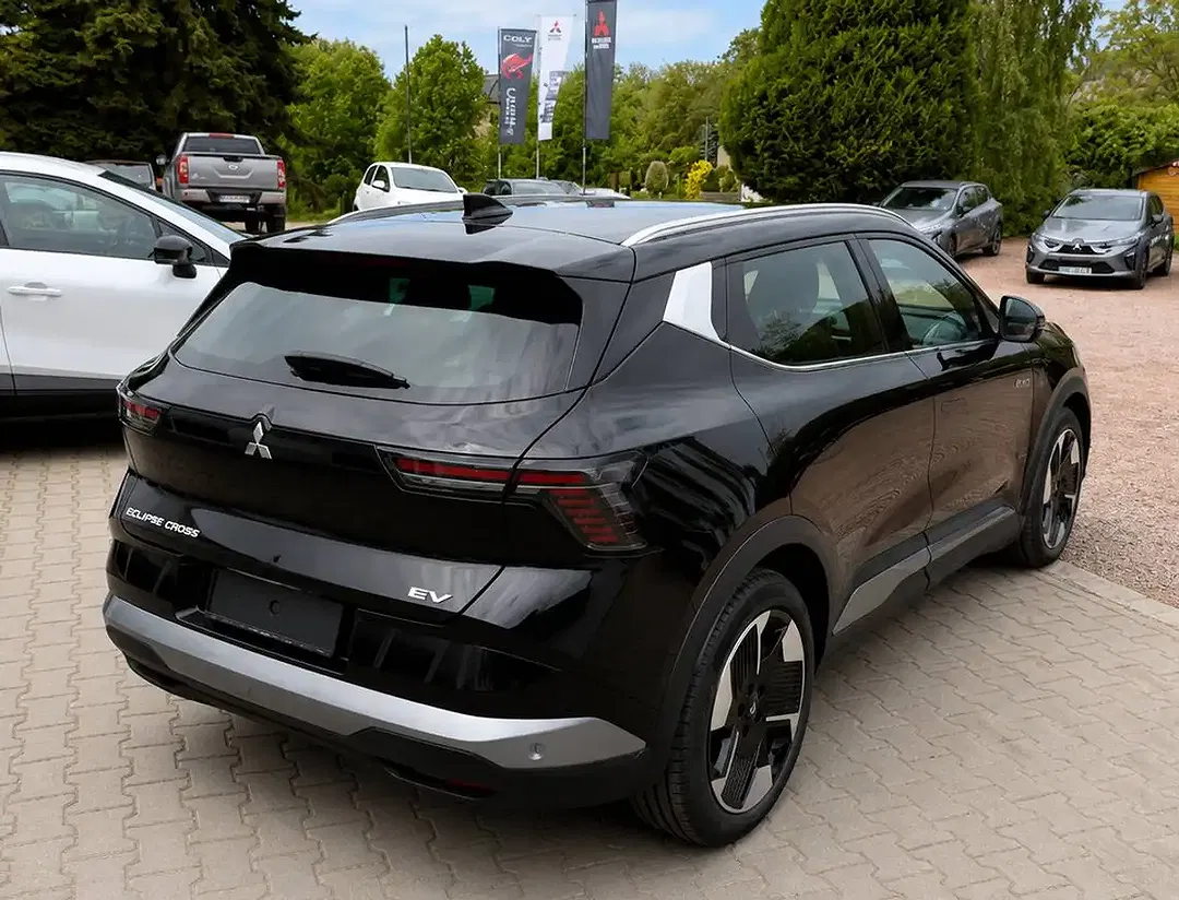 Mitsubishi Eclipse Cross - Thumbnail 3