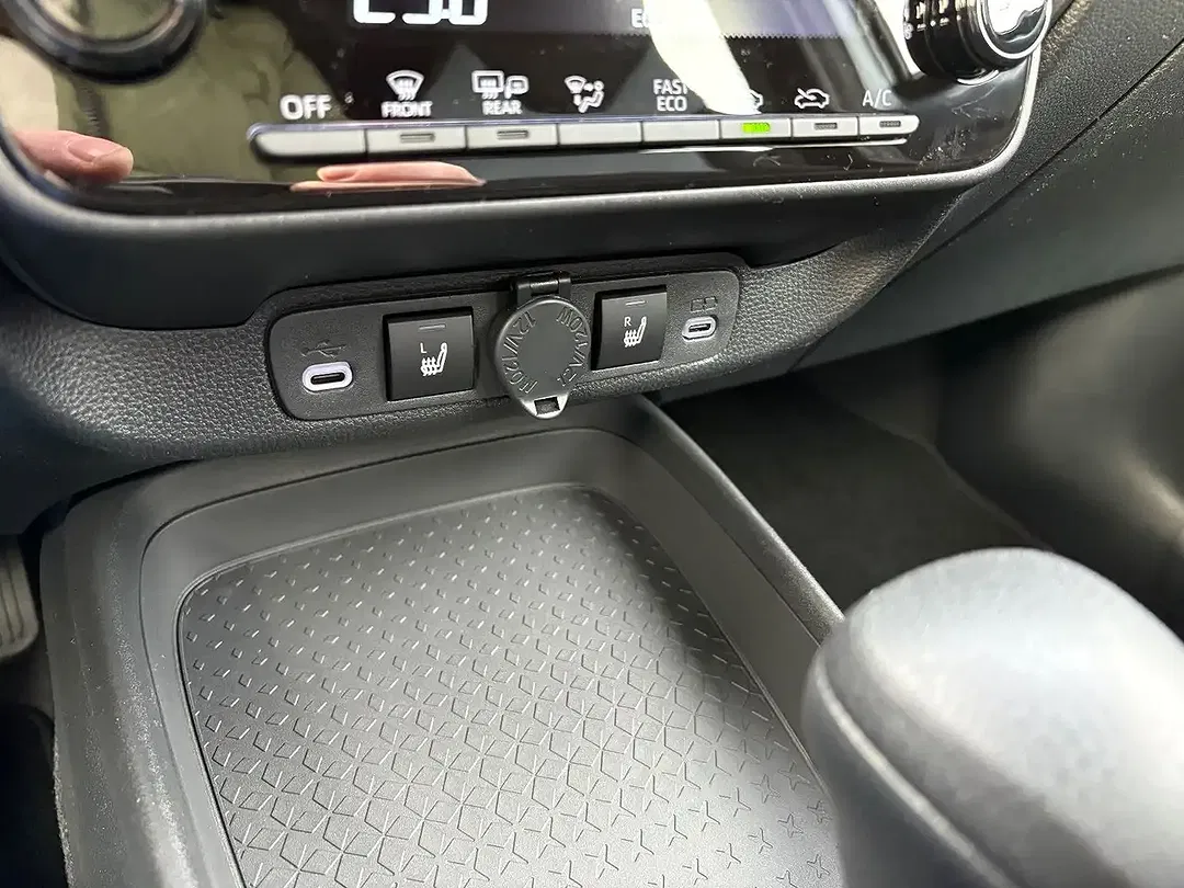 Toyota Aygo - Thumbnail 8