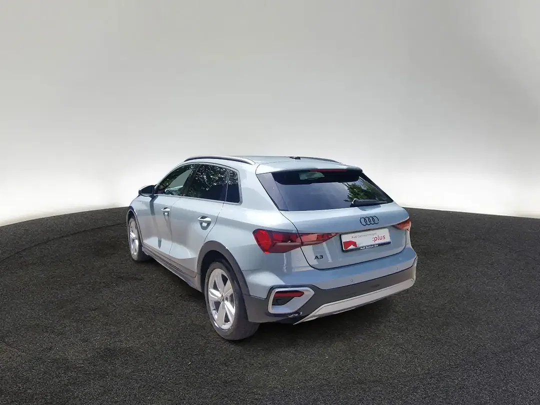 Audi A3 - Thumbnail 2