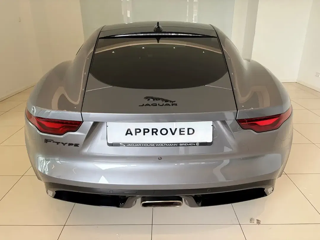 Jaguar F-Type - Thumbnail 7