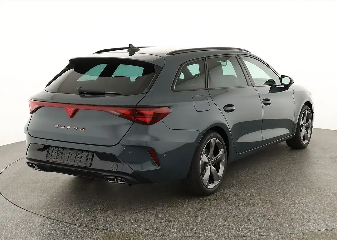 CUPRA Leon - Thumbnail 2