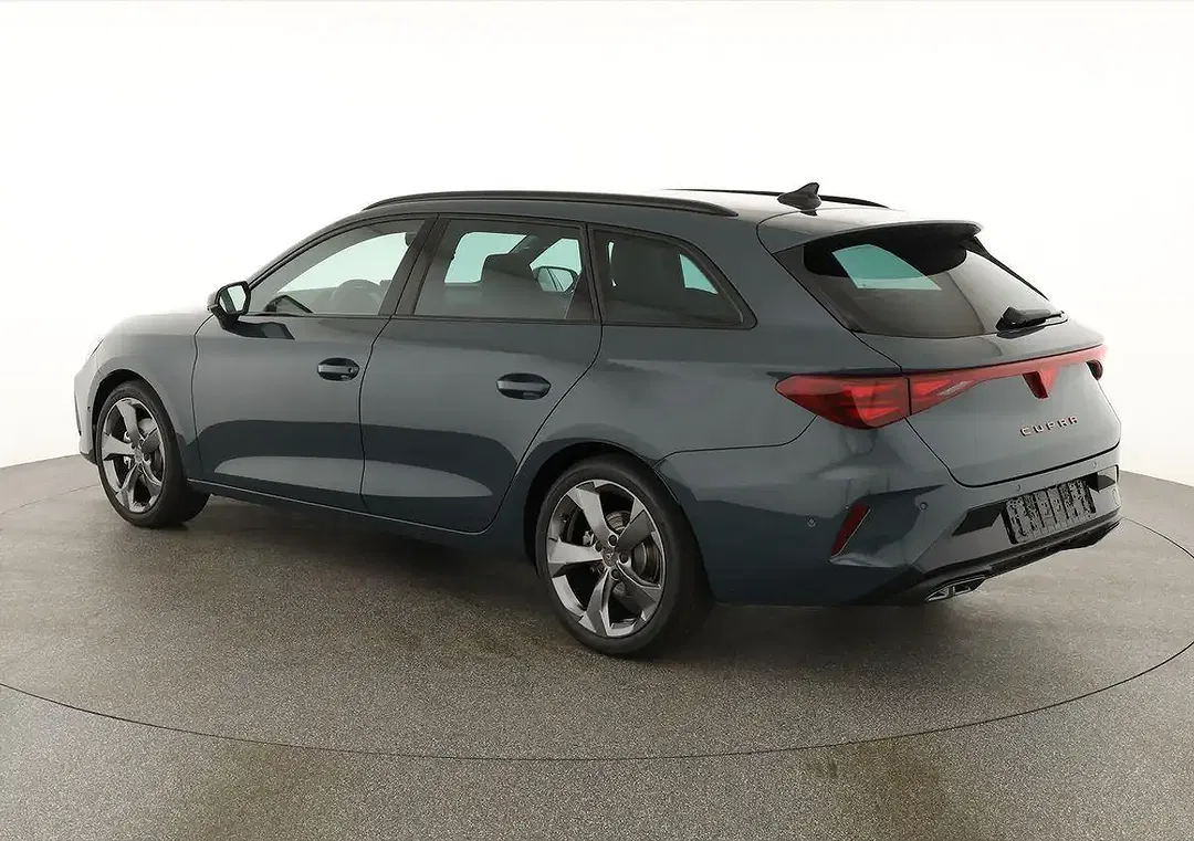 CUPRA Leon - Thumbnail 3