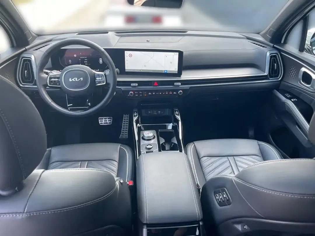 Kia Sorento - Thumbnail 10