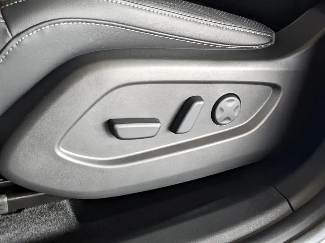 Mazda CX-6e - Thumbnail 13