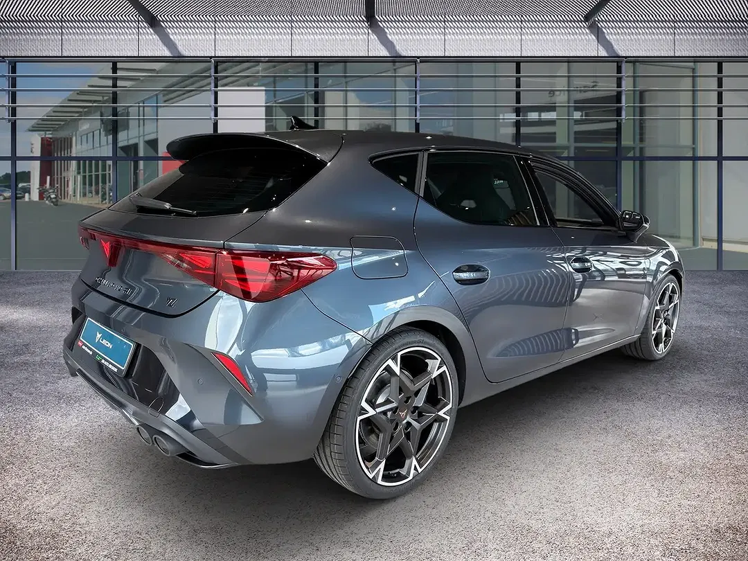 CUPRA Leon - Thumbnail 6