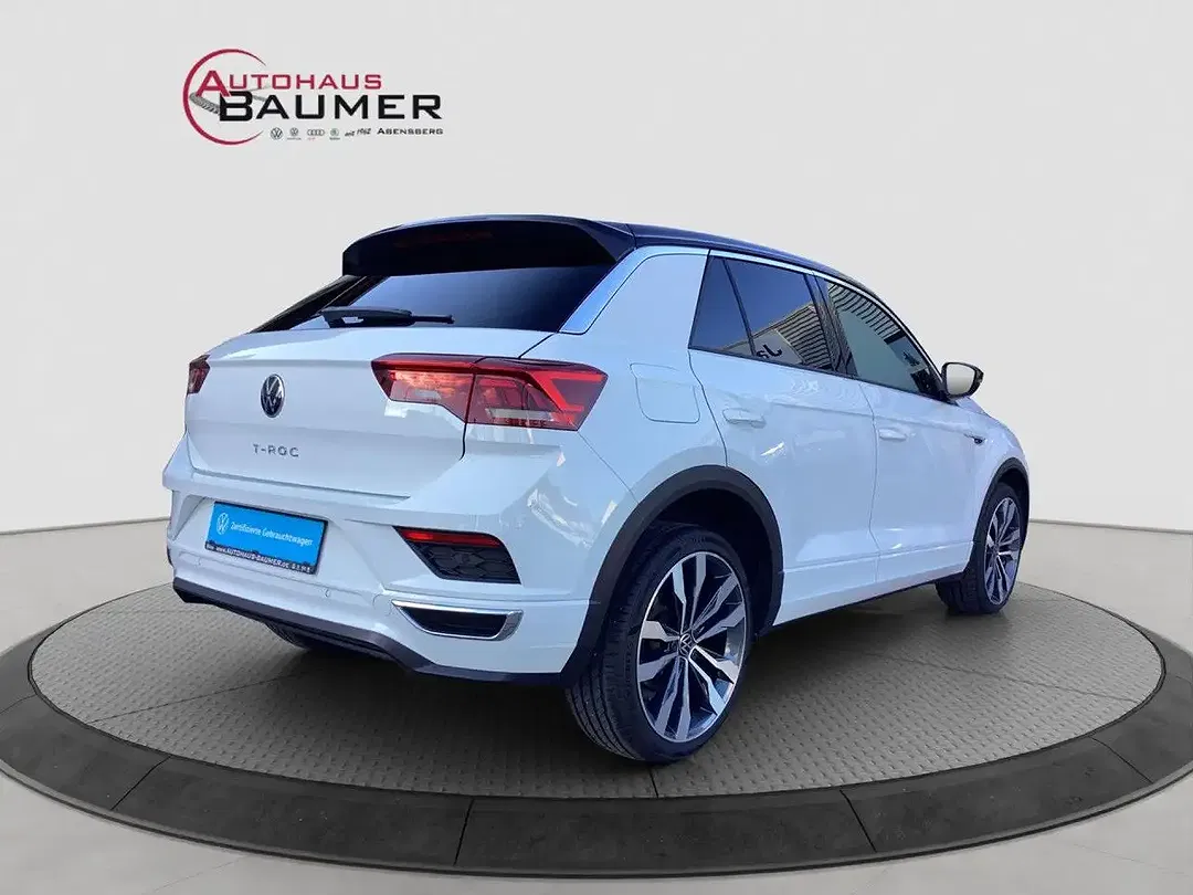 Volkswagen T-Roc - Thumbnail 3