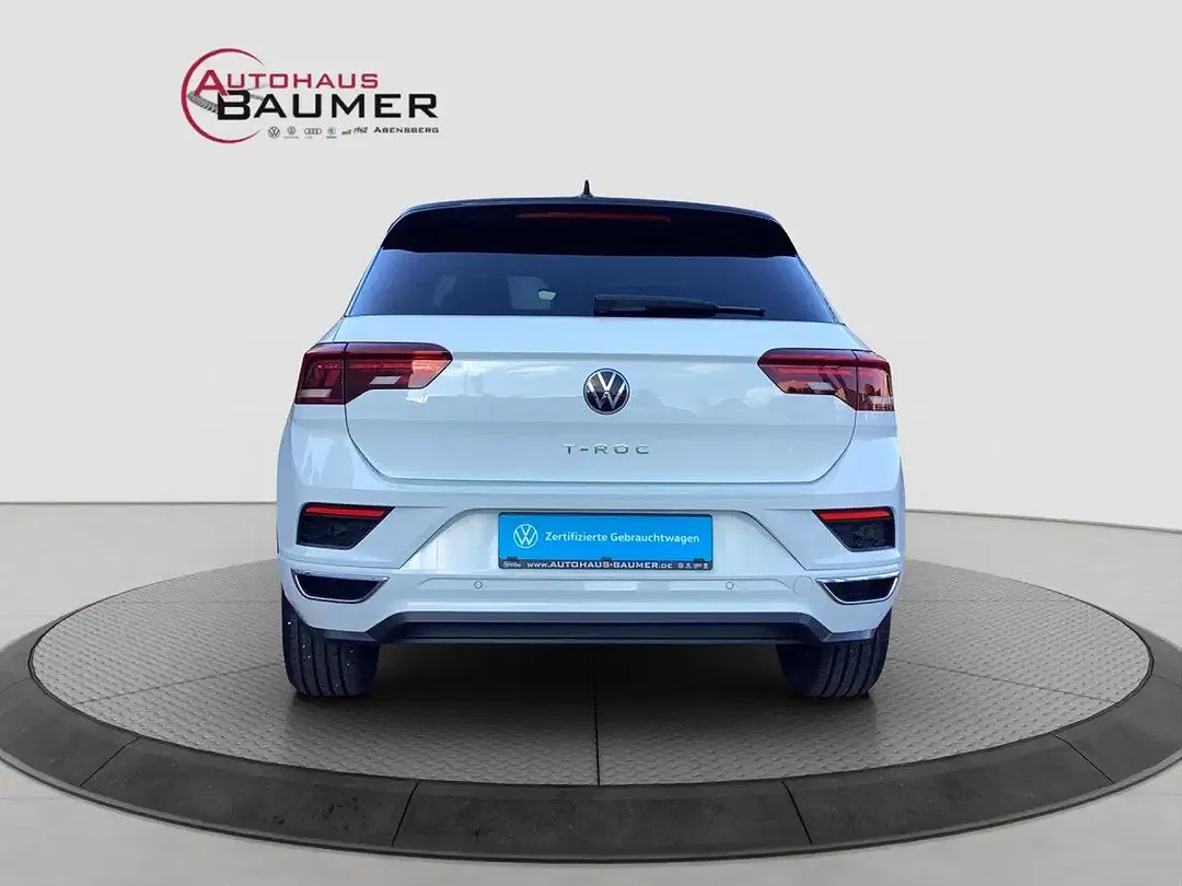 Volkswagen T-Roc - Thumbnail 6