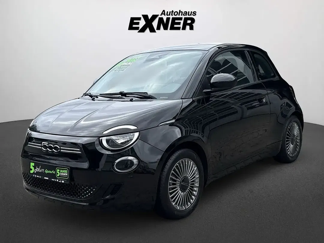 Fiat 500e - Thumbnail 1