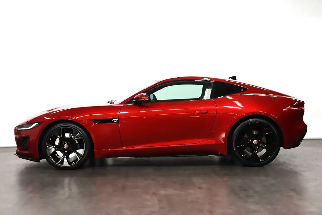 Jaguar F-Type - Thumbnail 11
