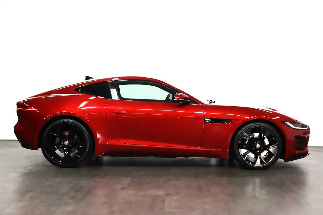 Jaguar F-Type - Thumbnail 9