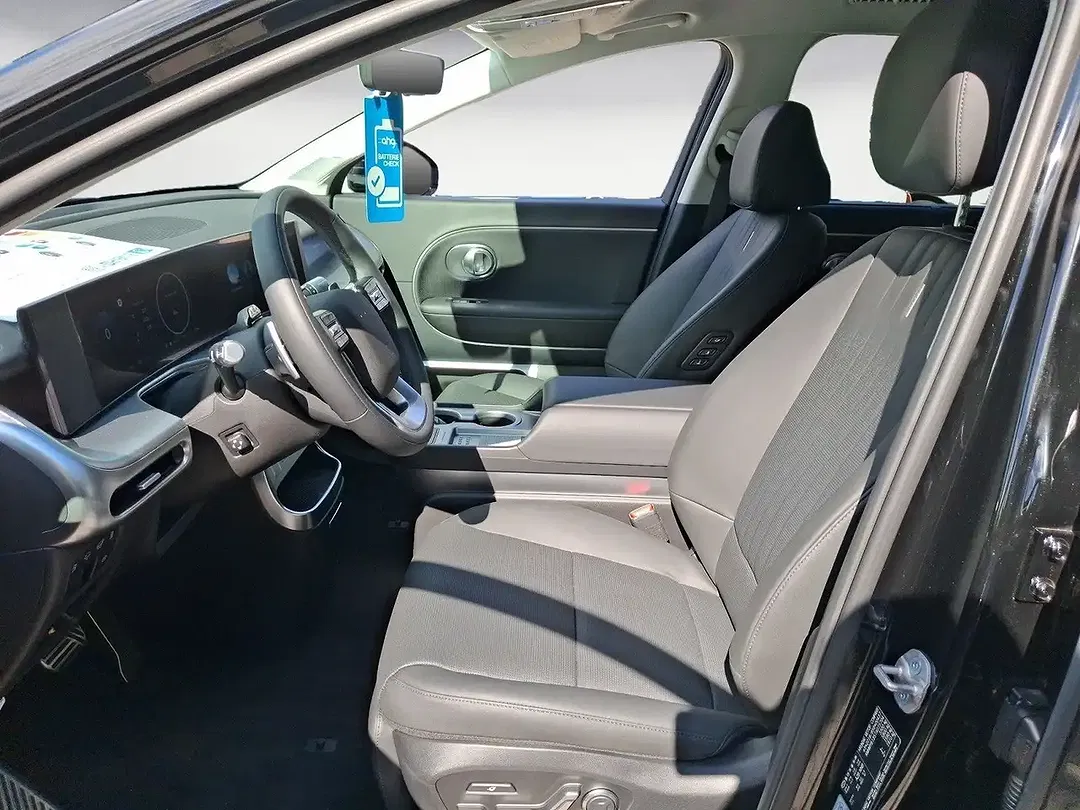 Hyundai IONIQ 9 - Thumbnail 9