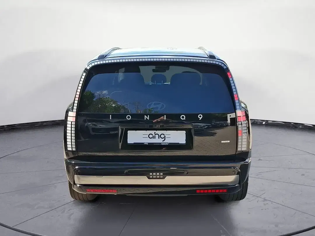 Hyundai IONIQ 9 - Thumbnail 4