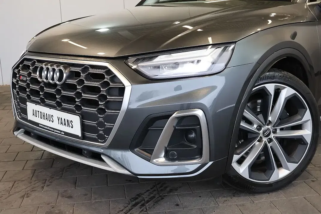 Audi SQ5 - Thumbnail 4