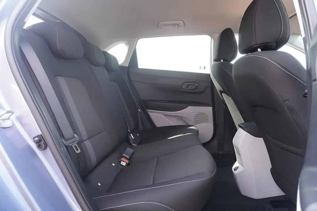 Hyundai i20 - Thumbnail 11