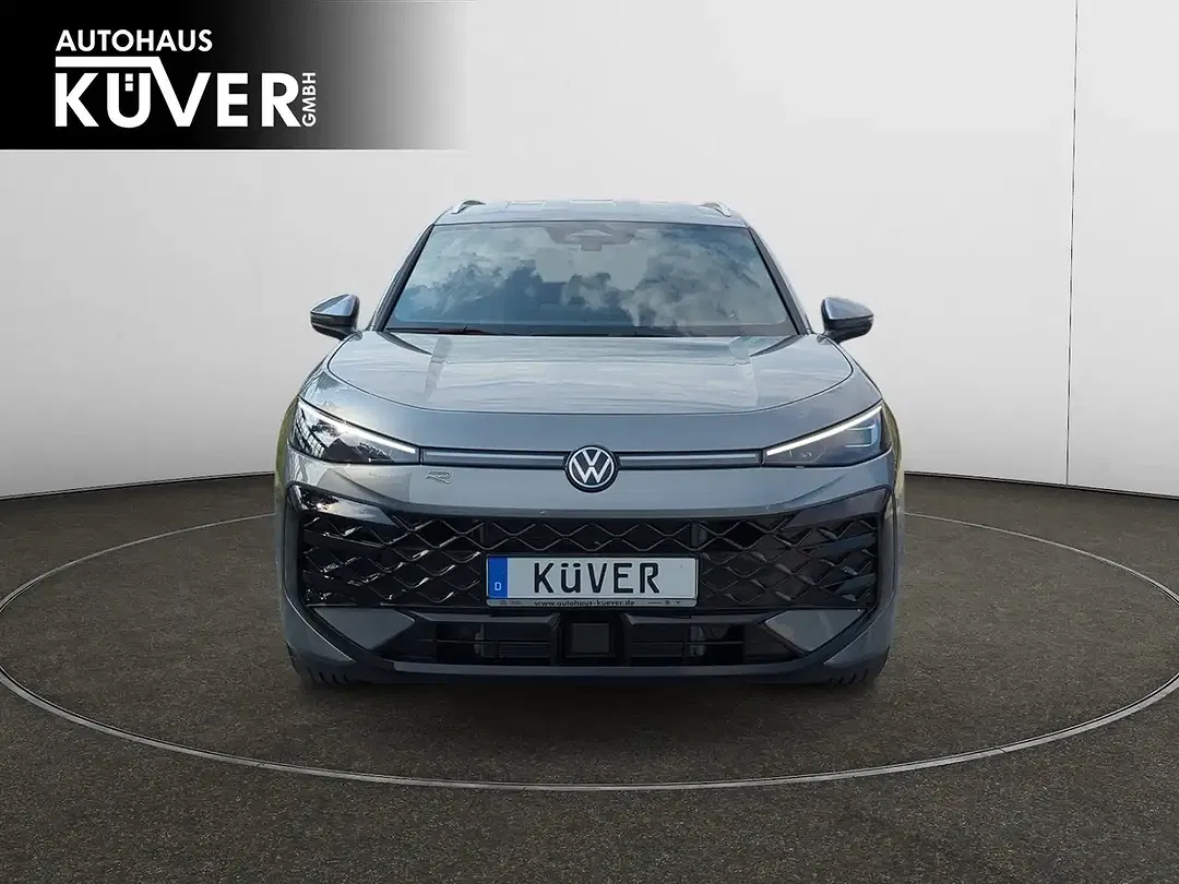 Volkswagen T-Roc - Thumbnail 2
