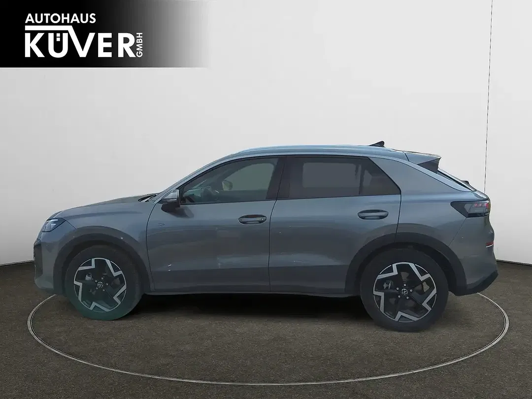 Volkswagen T-Roc - Thumbnail 3