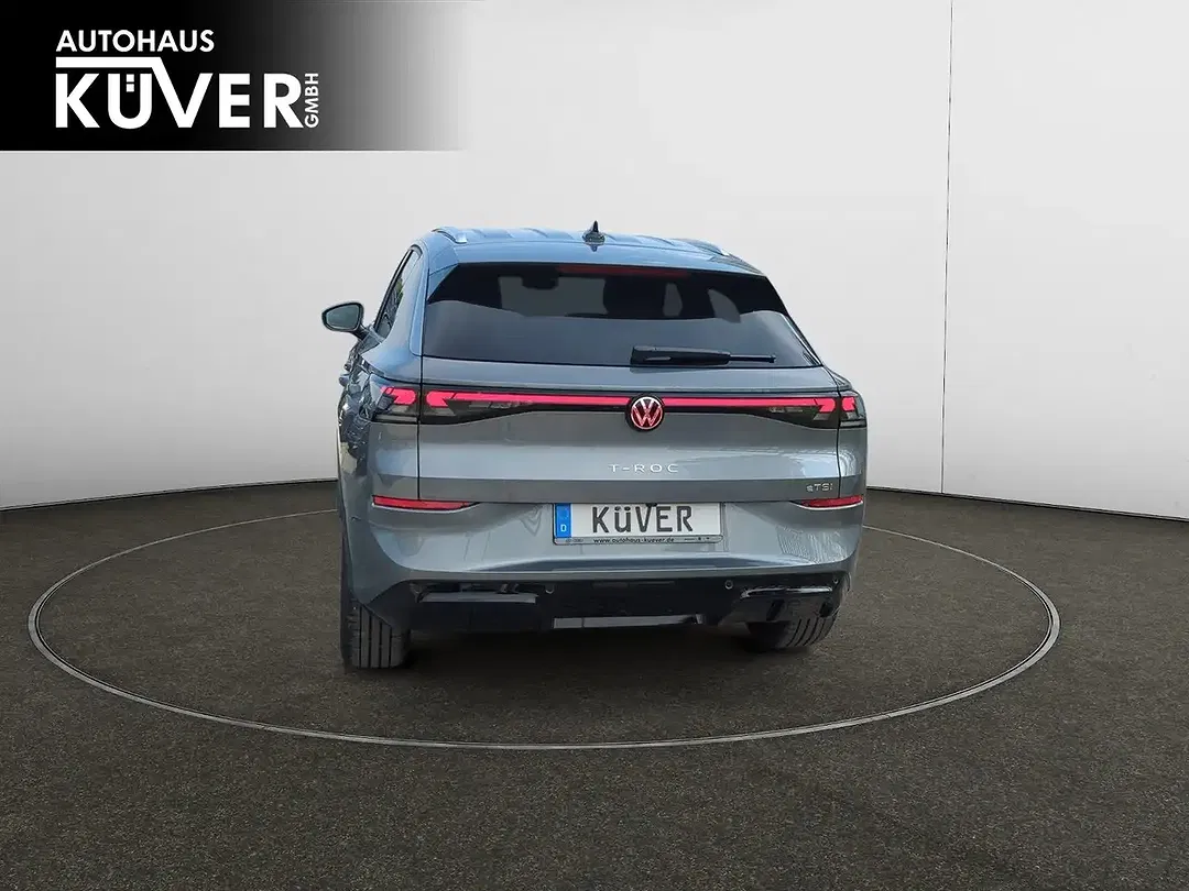 Volkswagen T-Roc - Thumbnail 5