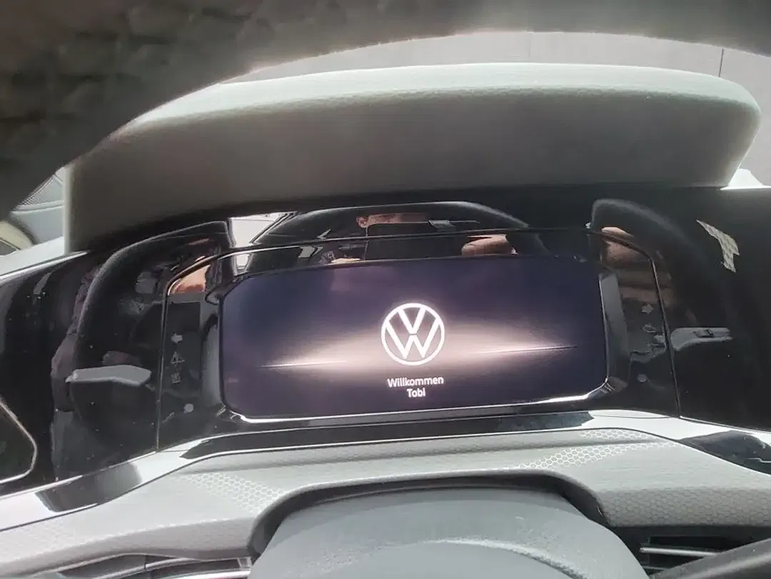 Volkswagen Golf - Thumbnail 13