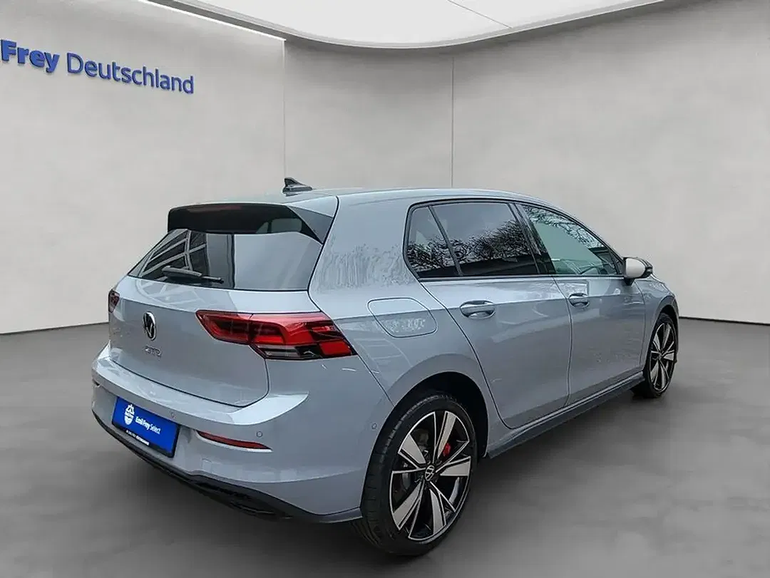 Volkswagen Golf - Thumbnail 7