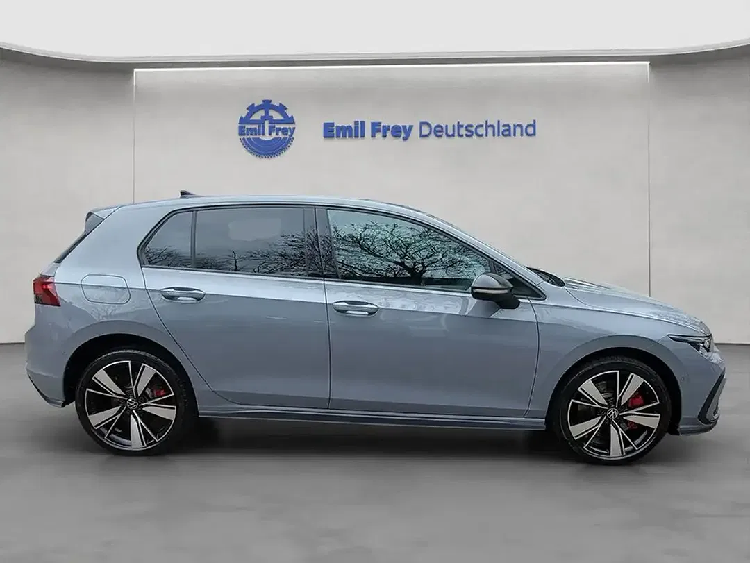 Volkswagen Golf - Thumbnail 8