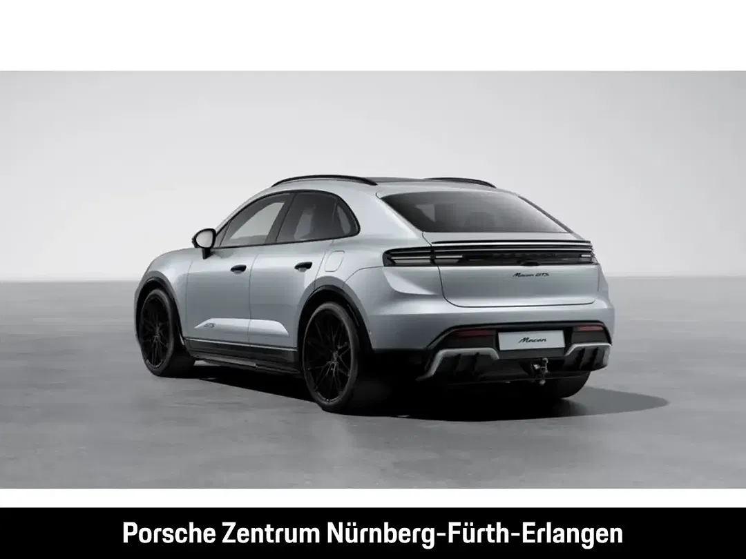 Porsche Macan - Thumbnail 3