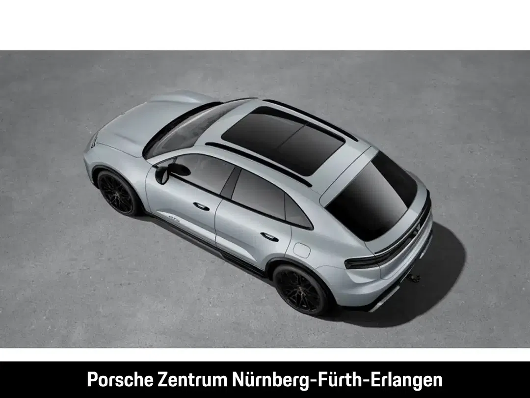 Porsche Macan - Thumbnail 4