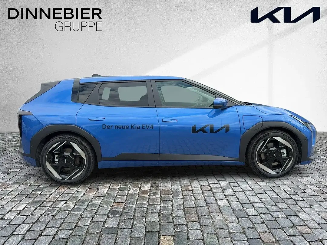 Kia EV4 - Thumbnail 6