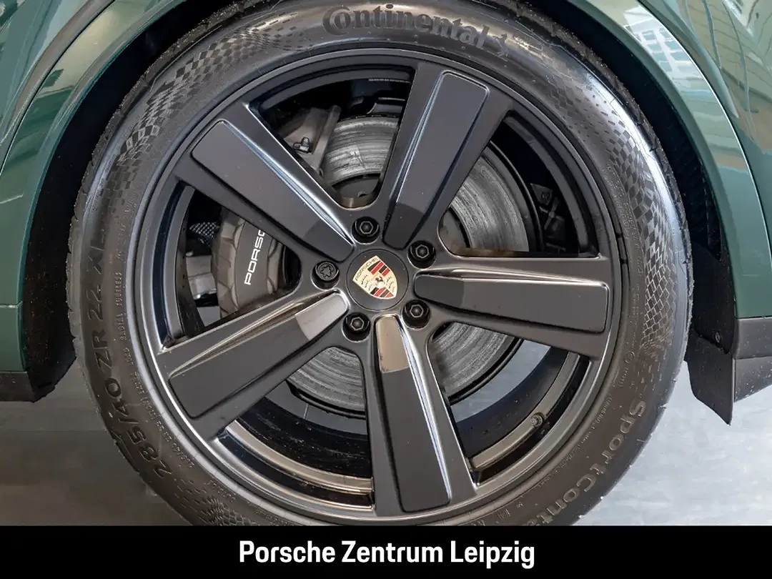 Porsche Cayenne - Thumbnail 9