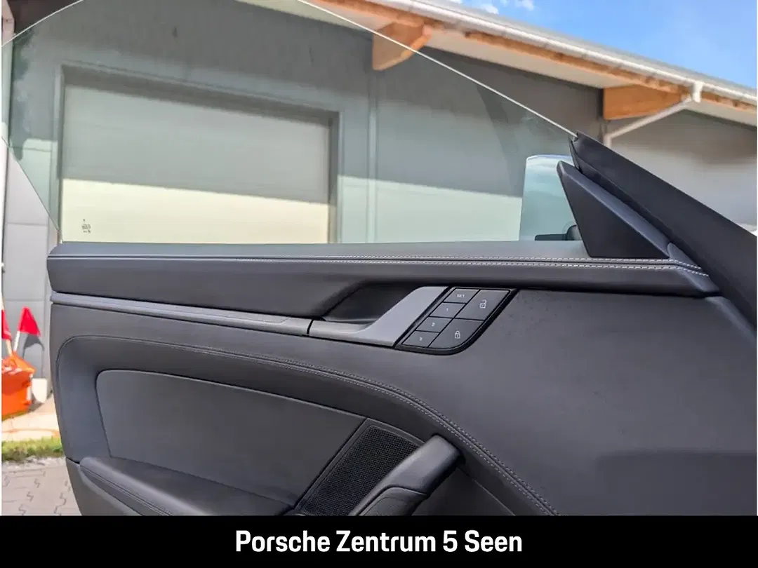 Porsche 992 - Thumbnail 20