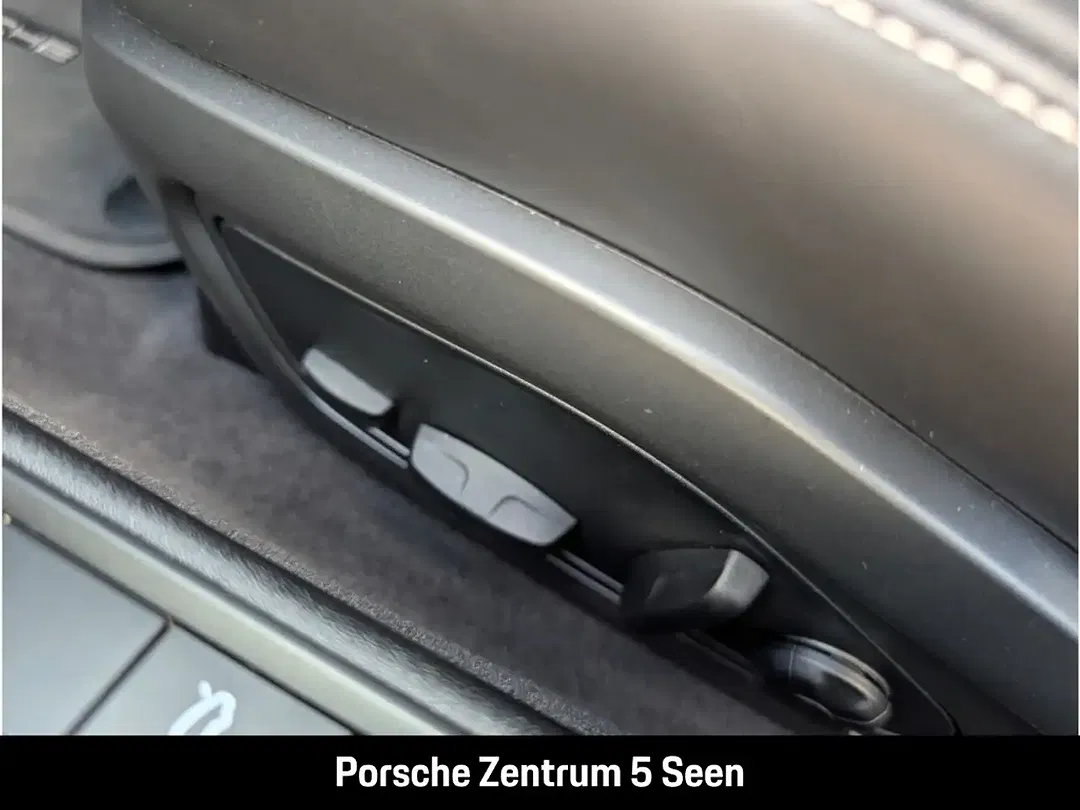 Porsche 992 - Thumbnail 24