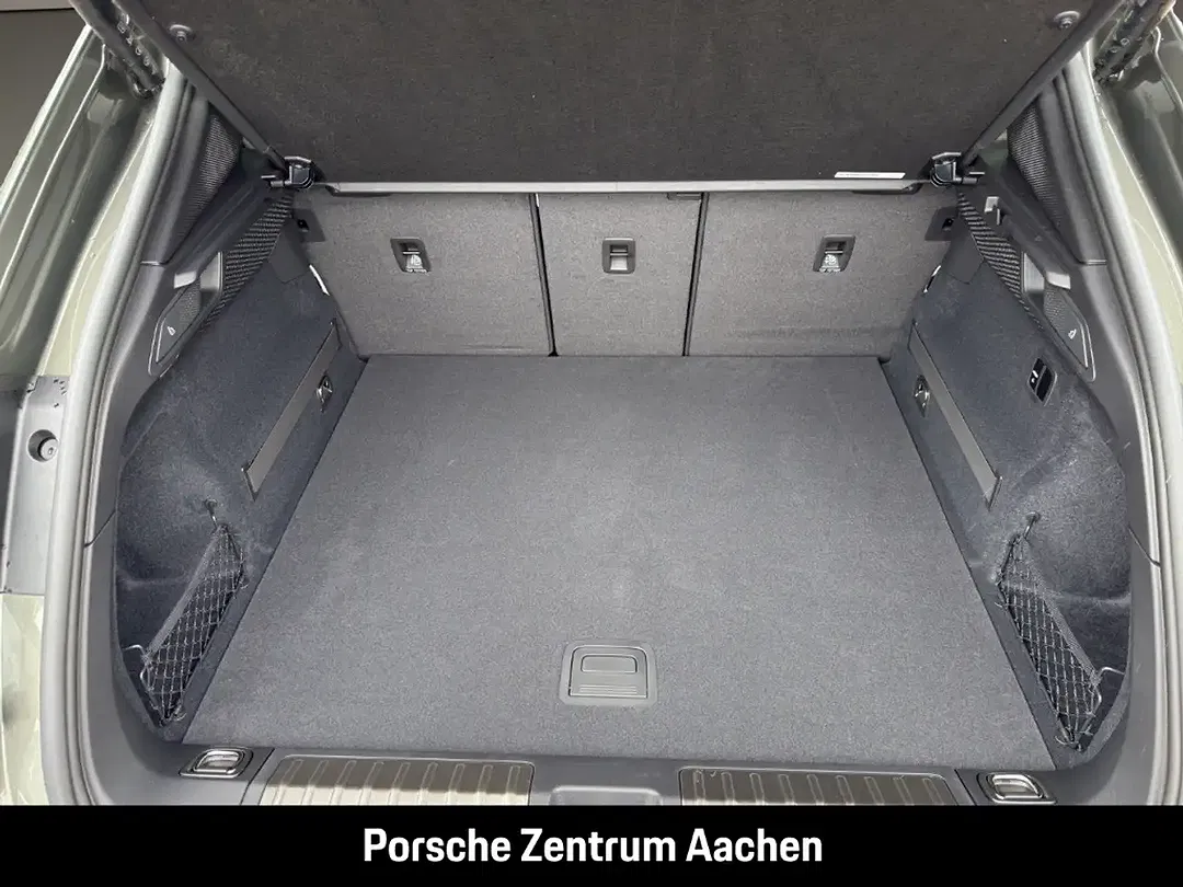 Porsche Macan - Thumbnail 9