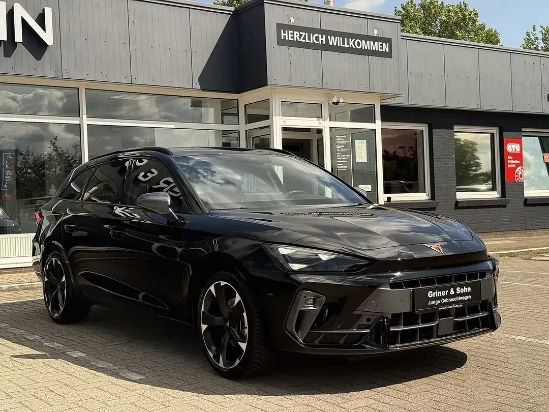 CUPRA Leon - Thumbnail 3