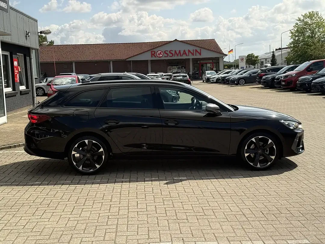 CUPRA Leon - Thumbnail 5