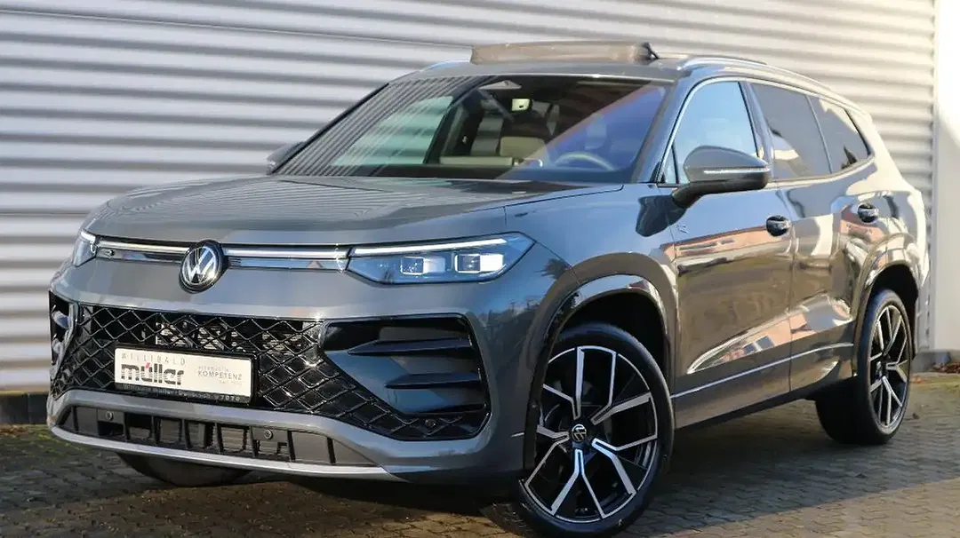 Volkswagen Tayron - Thumbnail 1