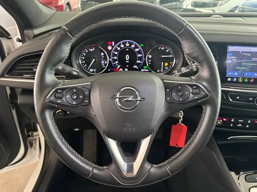 Opel Insignia - Thumbnail 13
