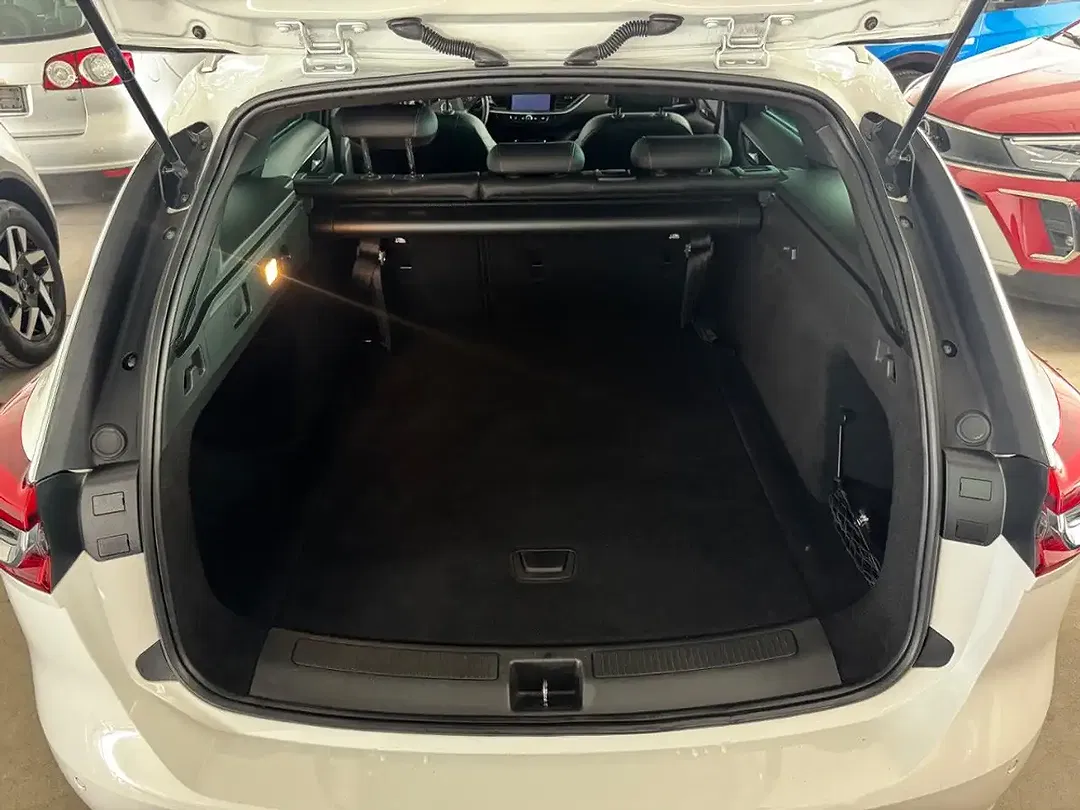 Opel Insignia - Thumbnail 6