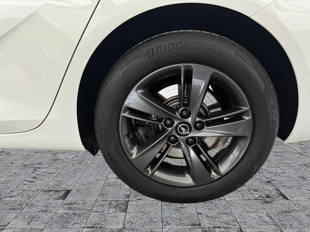 Opel Insignia - Thumbnail 7