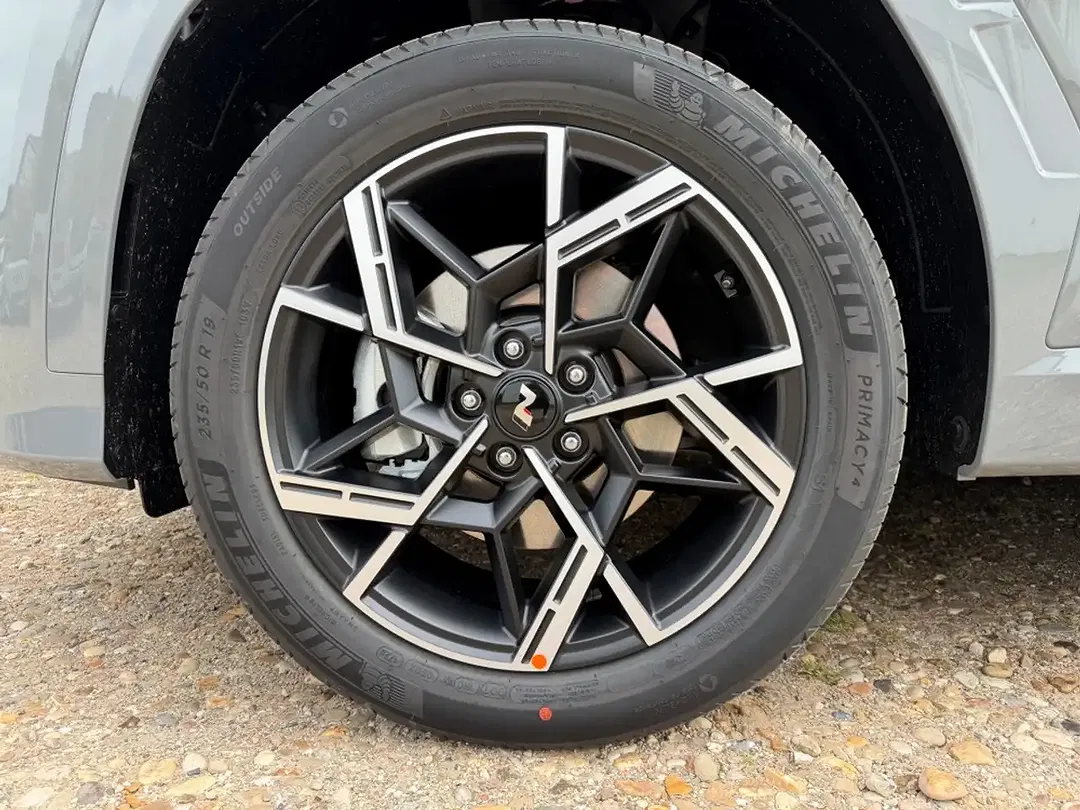 Hyundai TUCSON - Thumbnail 6