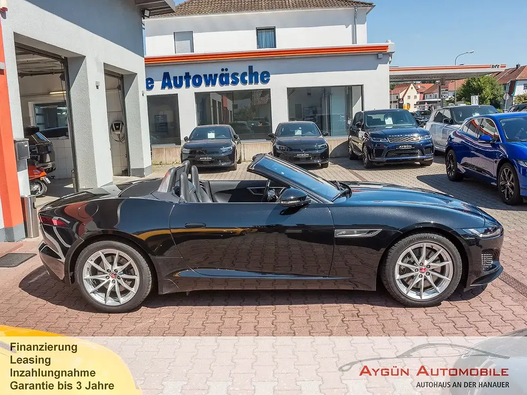 Jaguar F-Type - Thumbnail 8