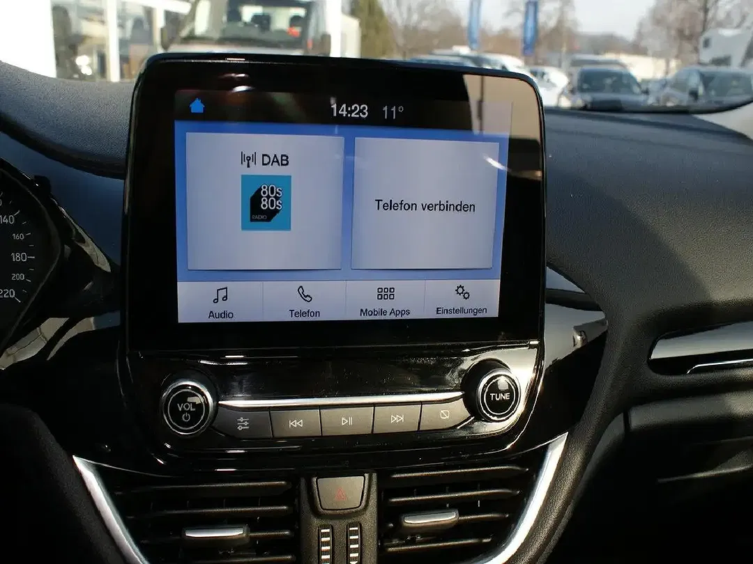 Ford Fiesta - Thumbnail 12