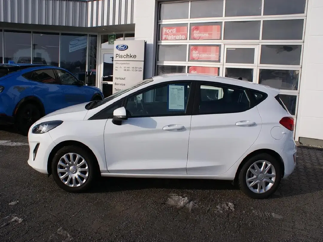 Ford Fiesta - Thumbnail 3