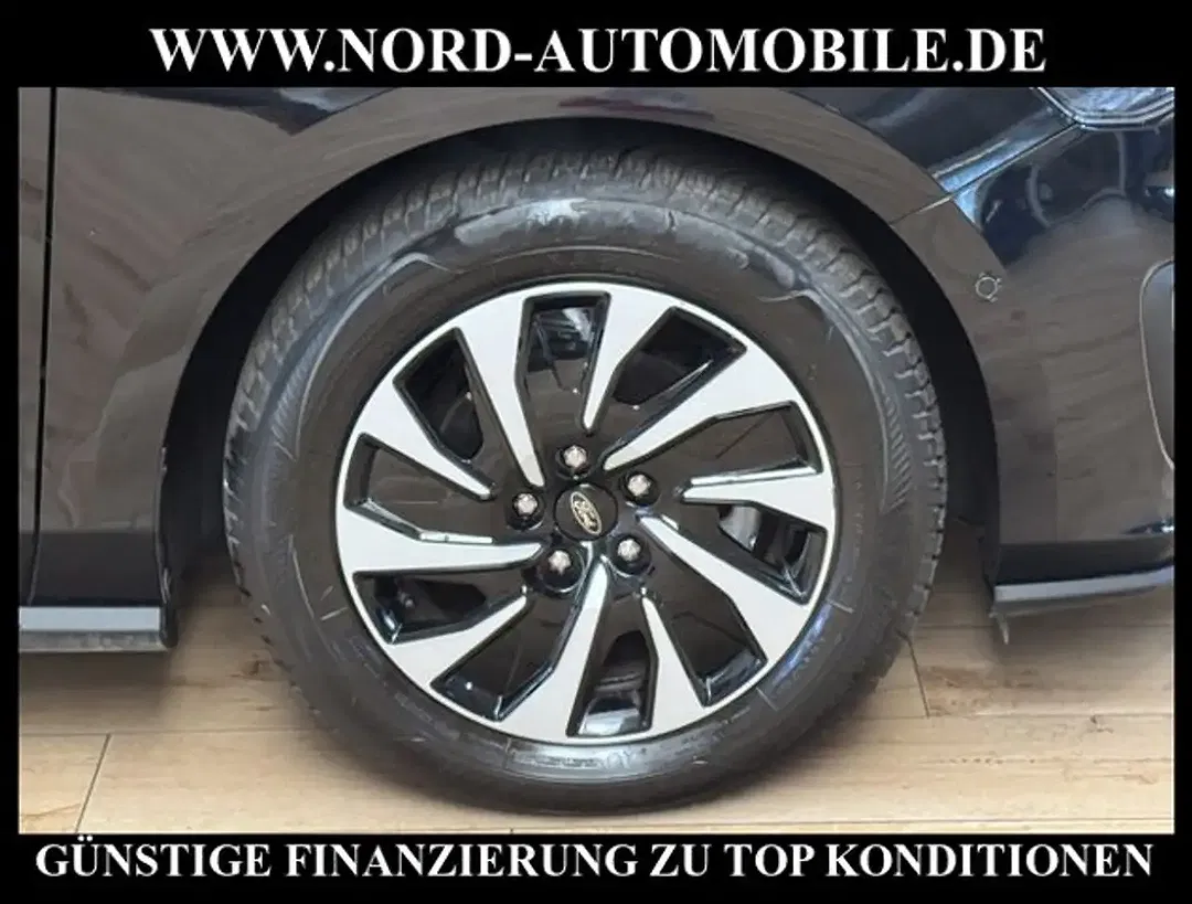 Ford Focus - Thumbnail 11