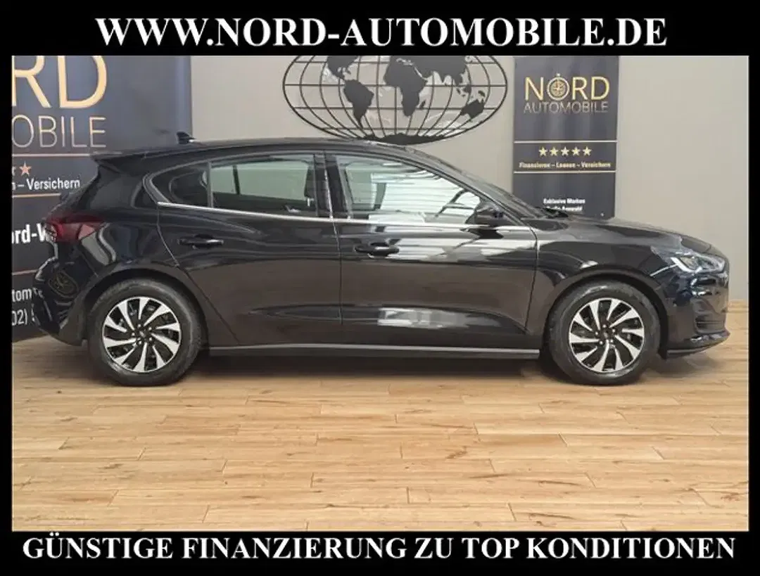 Ford Focus - Thumbnail 4