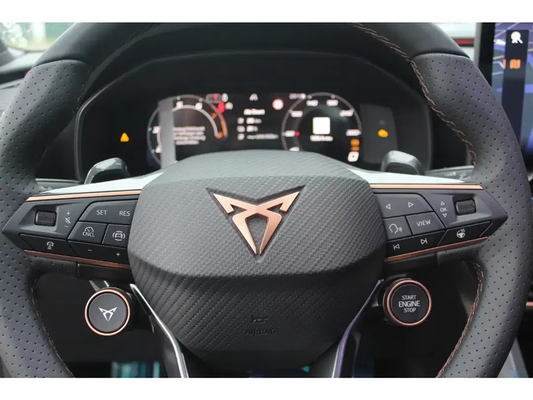 CUPRA Leon - Thumbnail 10