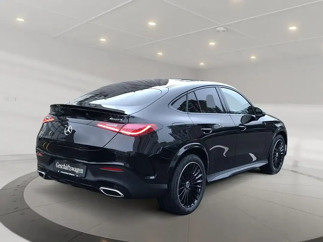 Mercedes-Benz GLC 220 - Thumbnail 2