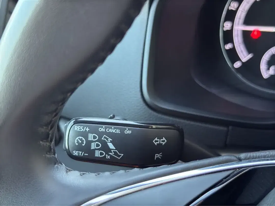 Skoda Karoq - Thumbnail 7