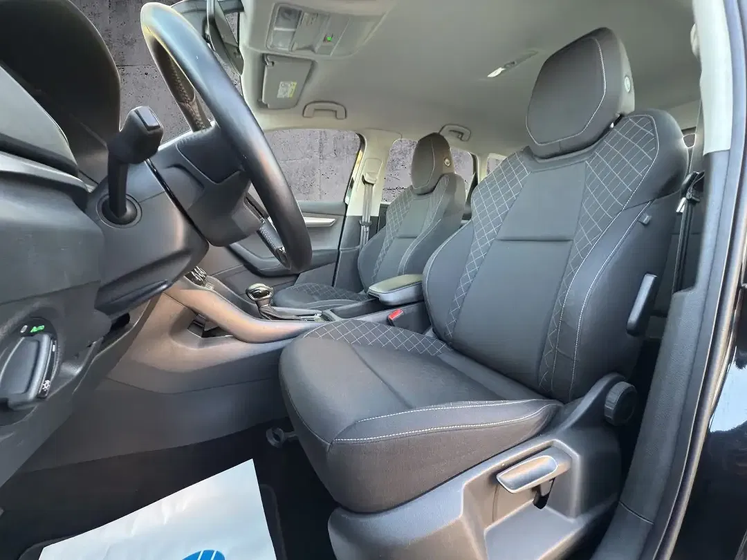 Skoda Karoq - Thumbnail 5